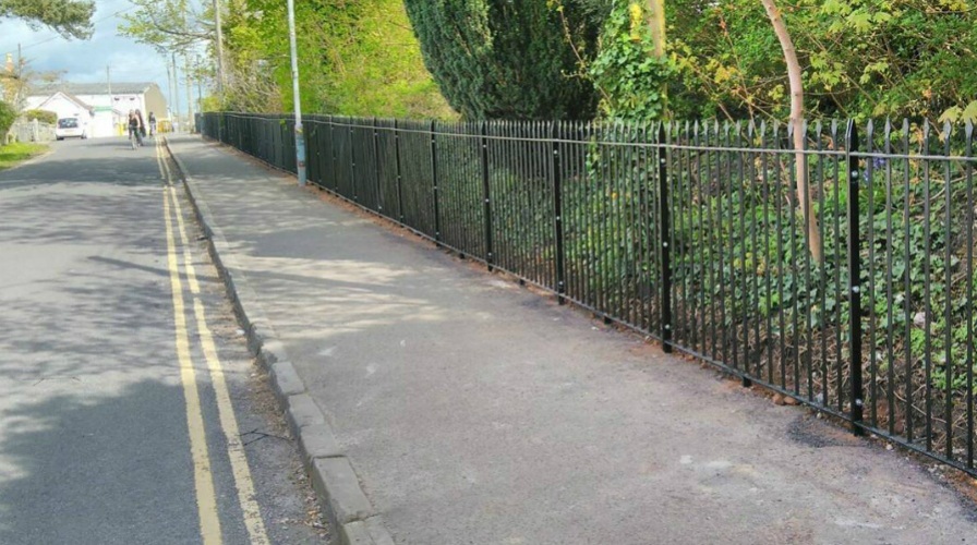 heritage railings at yatton station